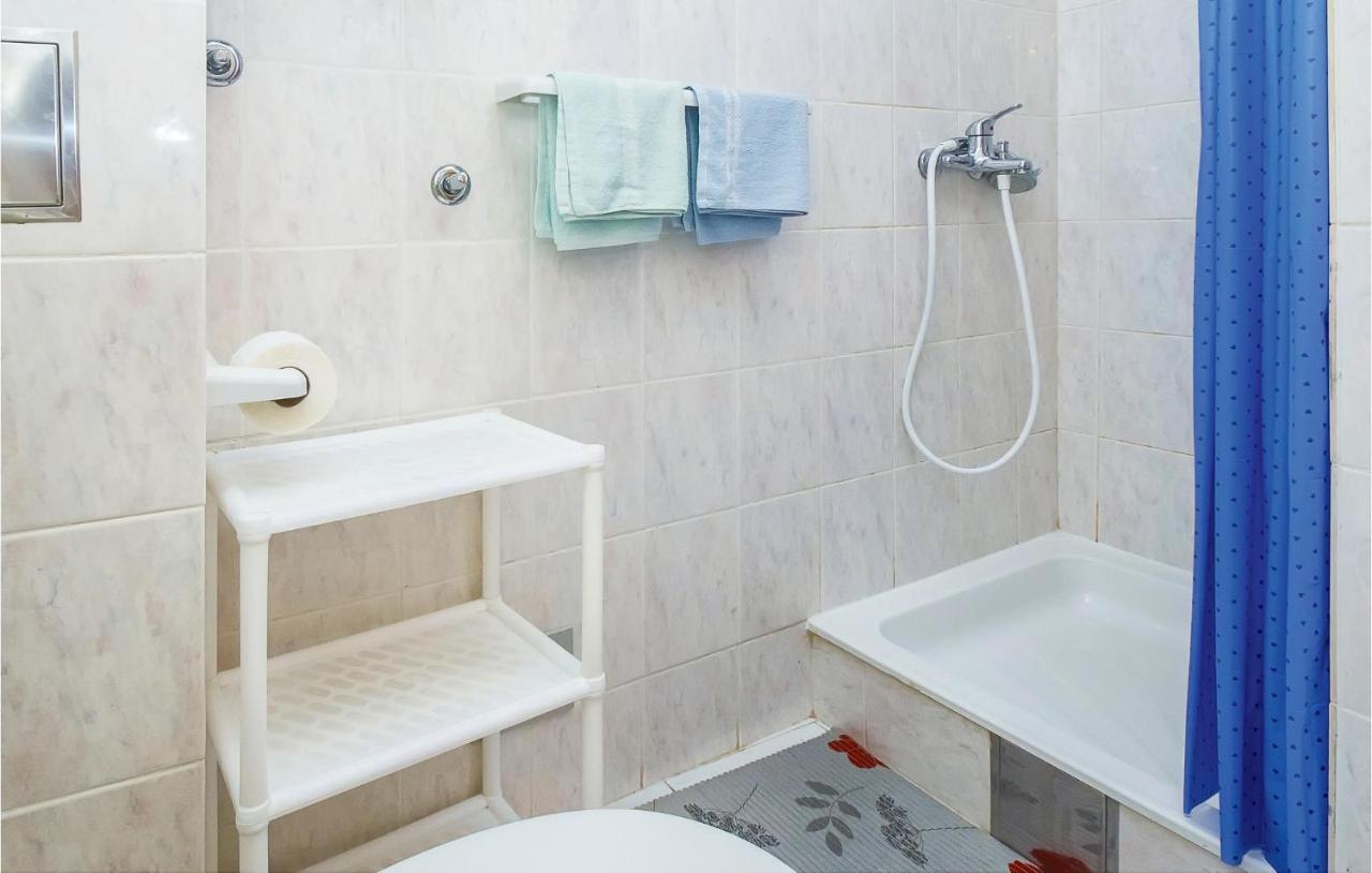 Cozy Apartment In Lokva Rogoznica With Wifi المظهر الخارجي الصورة
